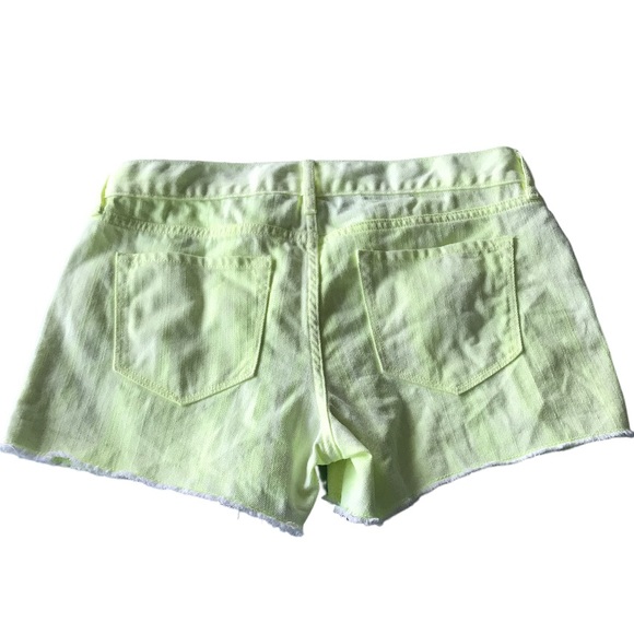 ✨Sold✨ Old Navy Neon Bleach Dyed Yellow The Diva Jean Shorts Size 4 - Picture 2 of 12